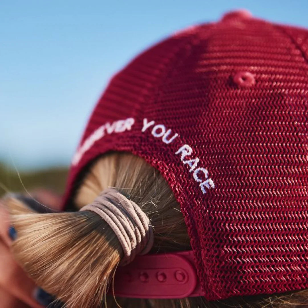 Gorra Multisport Rosada Protección Solar Optimizada Compressport