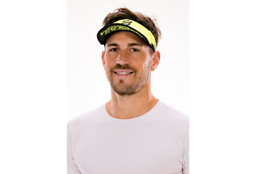 Visera Compressport Ultralight Amarillo neón / negro