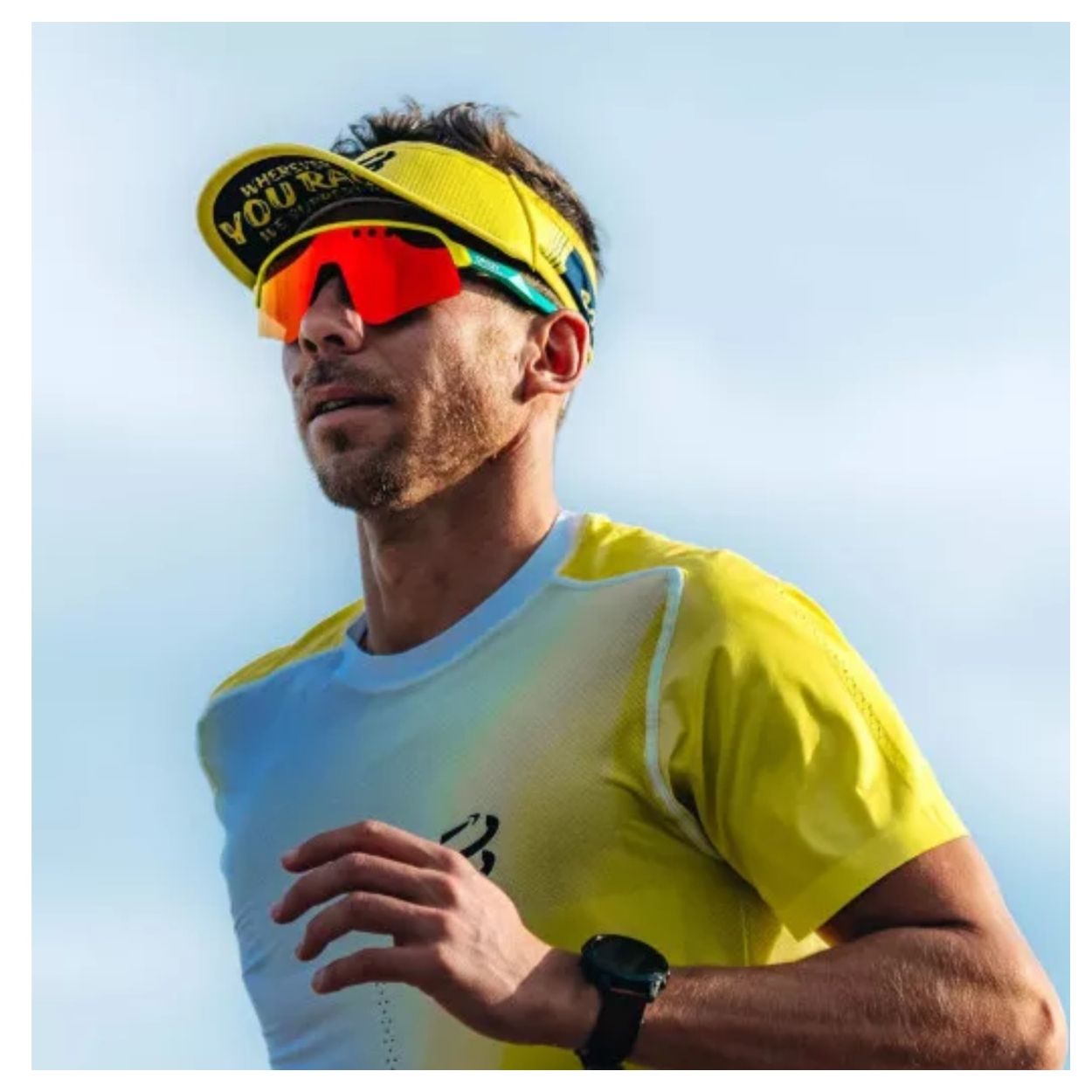 Visera Compressport Ultralight Amarillo